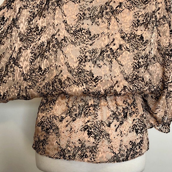 Parker Blush-Pink/Black Snake Silk Kimono Top - Picture 8 of 12